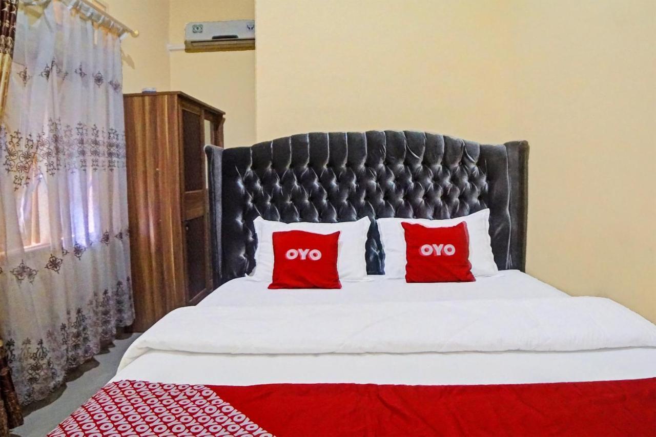 OYO 91493 Wisma Barokah Syariah Tebing Tinggi Bagian luar foto